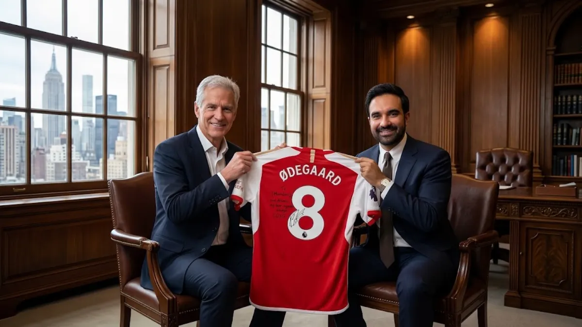Norwegian Prime Minister gifts Arsenal shirt to New York Mayor