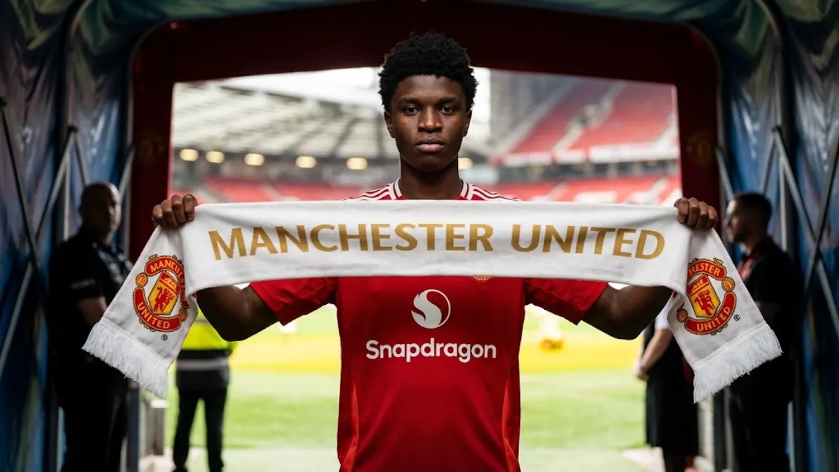 Manchester United snap up talented youngster Karim Kassim from rivals City