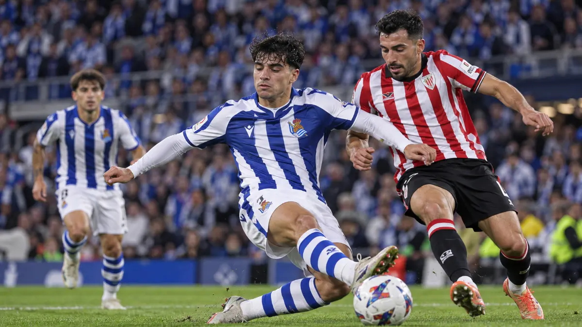 Chelsea and Arsenal target Real Sociedad defender Hoon Martin