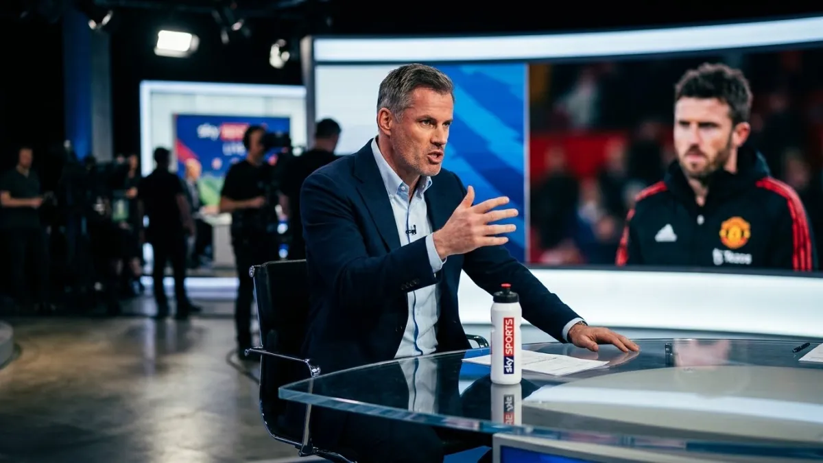 Jamie Carragher calls potential sacking of Michael Carrick 'ridiculous'