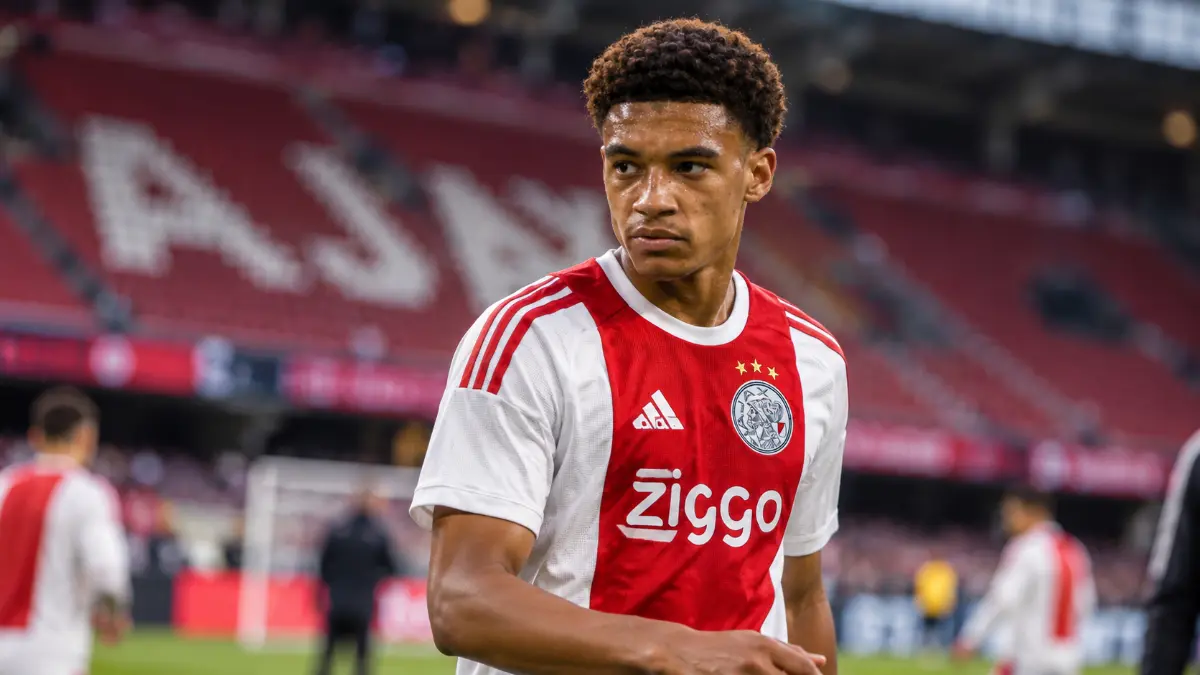 Newcastle are tracking Ajax defender Aaron Baumann