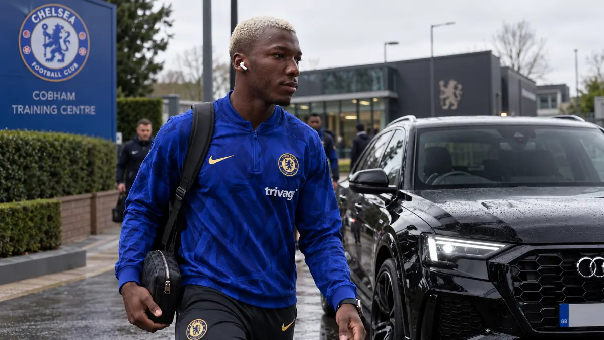 Moisés Caicedo received eight penalty points and a £1,444 fine