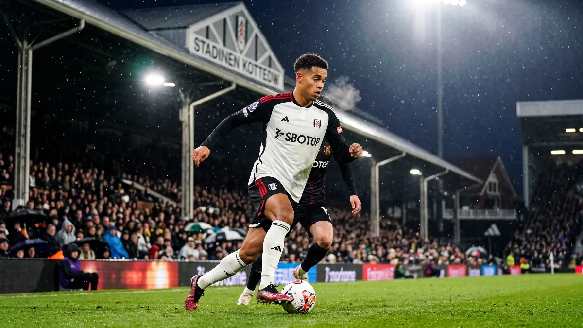 Arsenal and Liverpool enter race for Fulham's 19-year-old talent