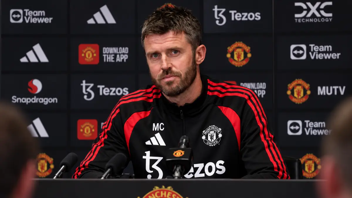 Michael Carrick warns Manchester United about threat from Tottenham