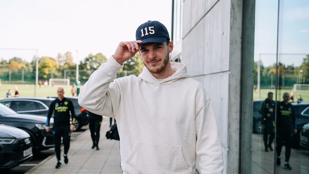 Declan Rice's cap has sparked controversy, but it's not real