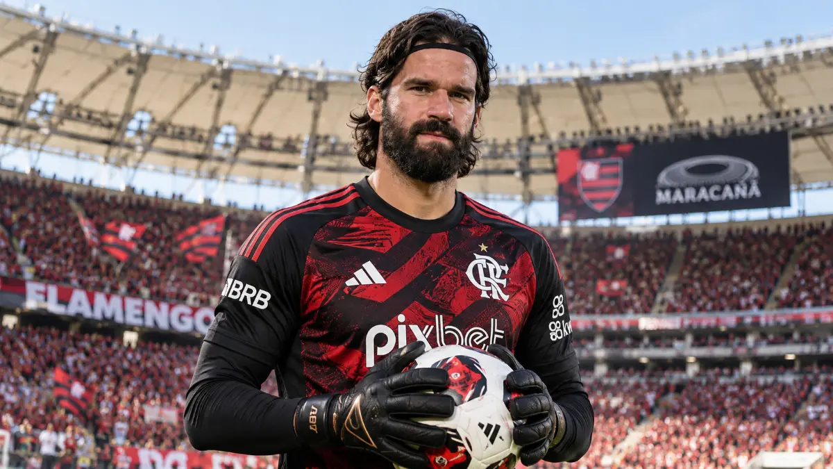 Flamengo weighs up a move for Alisson to return to Brazil