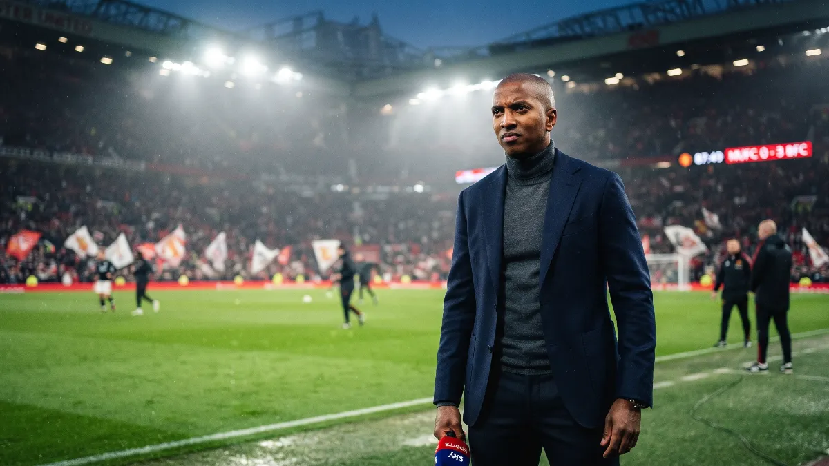 Ashley Young criticises Manchester United players amid Michael Carrick's job threat