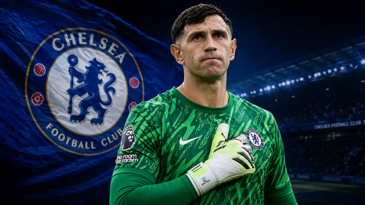Emiliano Martinez is ready to join Chelsea