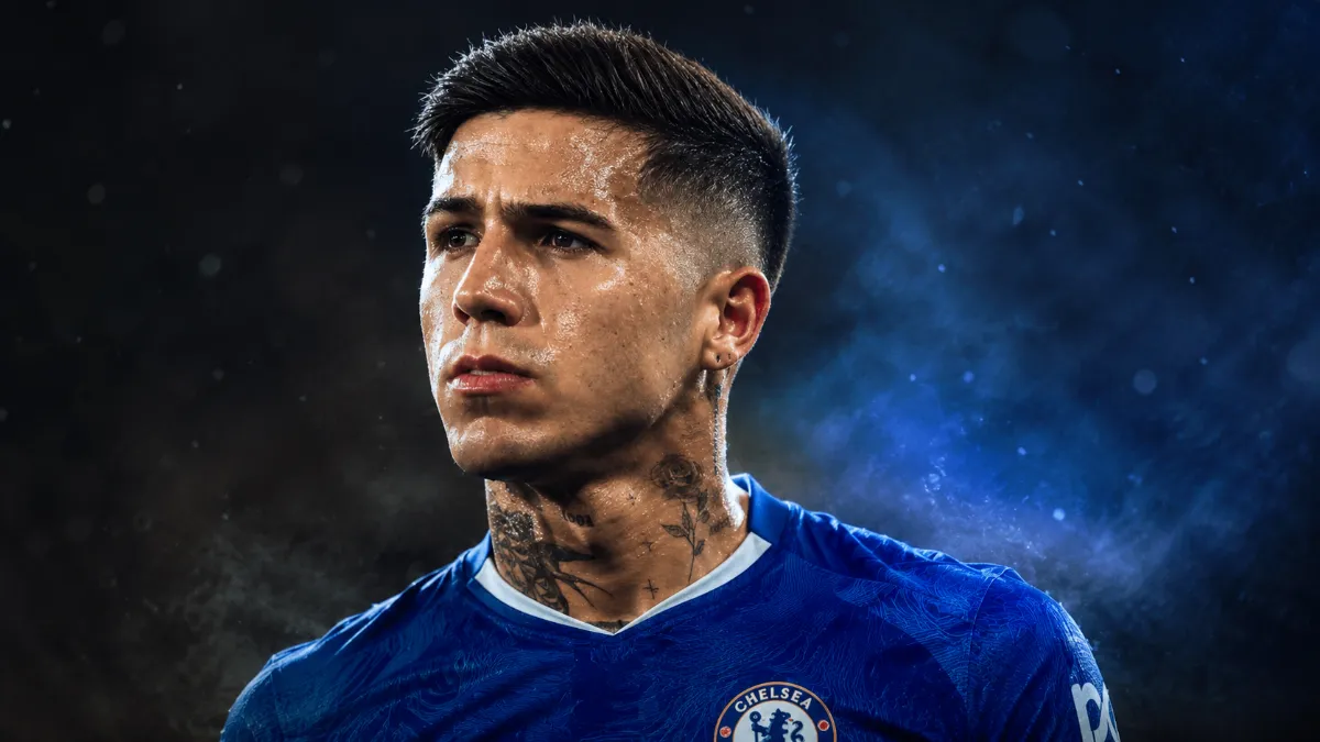 Chelsea await decision on Enzo and are tracking Kamara