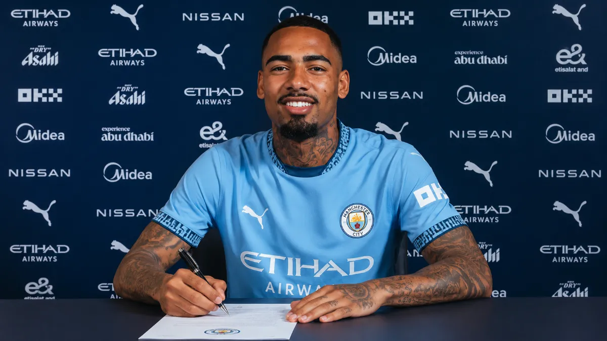 Manchester City sign Allan for £34.2 million