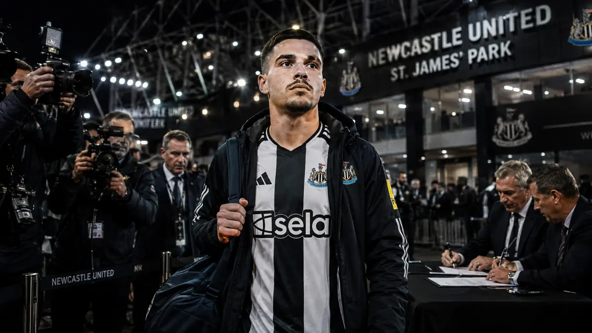Newcastle complete paperwork for Matias Fernandez-Pardo transfer