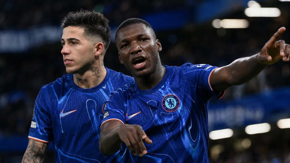 Kaisedo reacts to Fernandes transfer to Manchester City