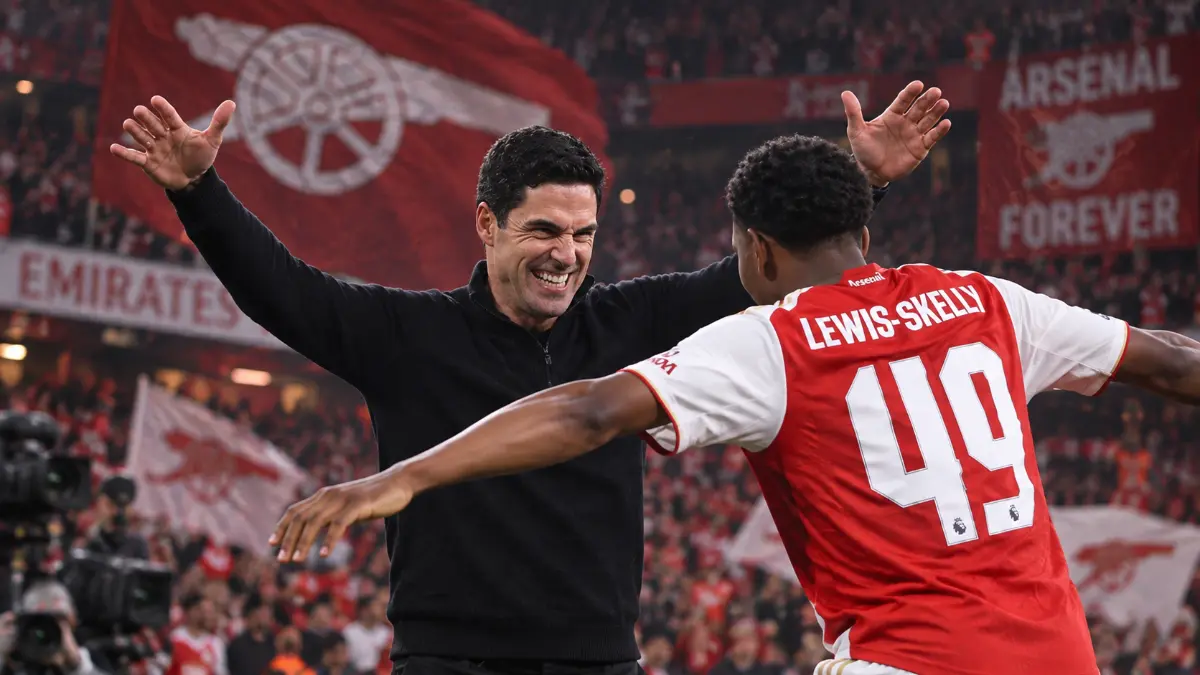 Arteta convinces Lewis-Skelly to stay at Arsenal amid interest from Chelsea and Man Utd